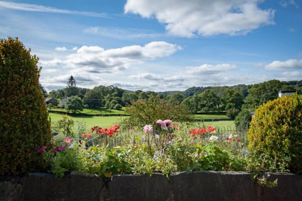 Brown Horse Inn Grounds